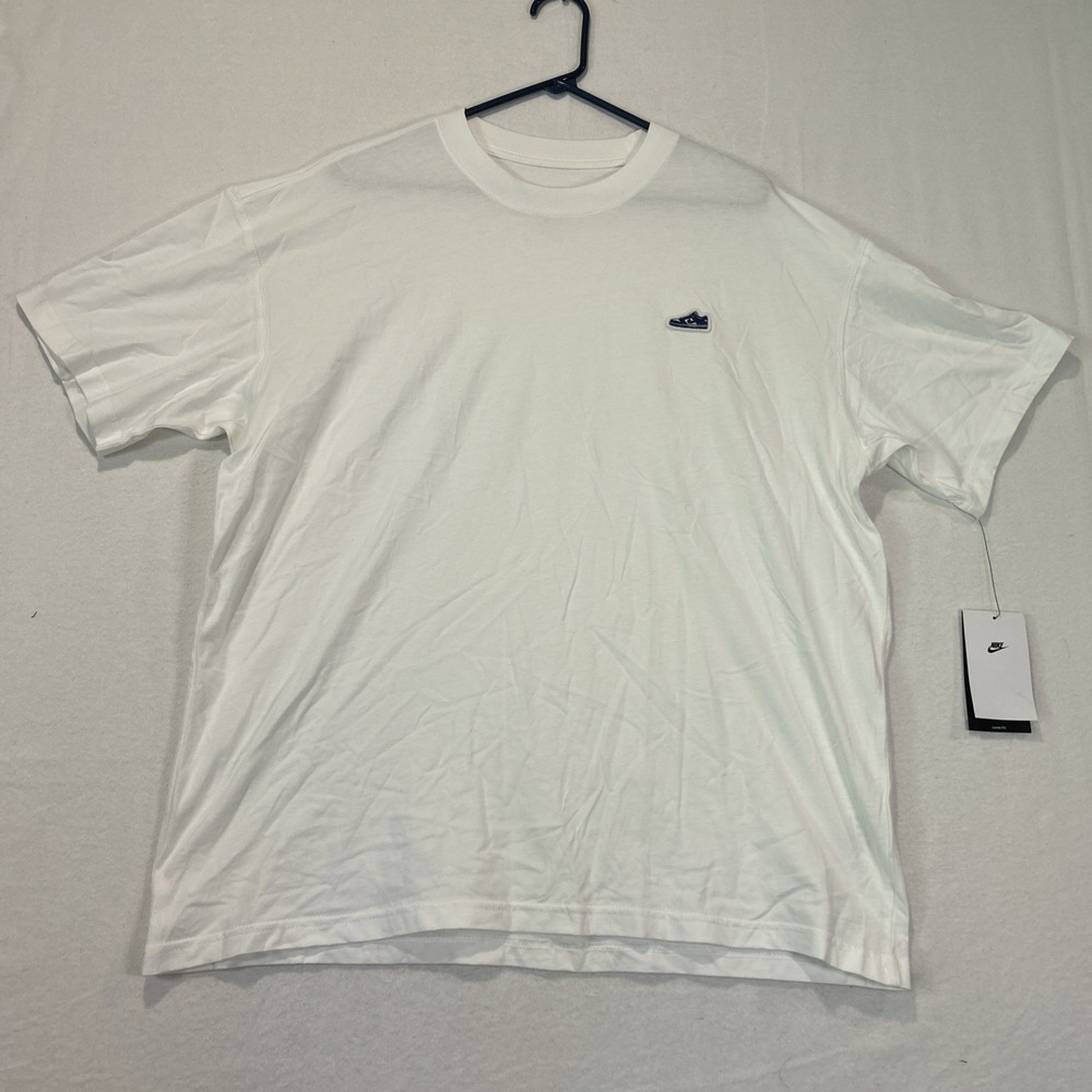 Nike Air Force 1 Dunk Patch White T-Shirt Mens Large FV3751-100 Loose Fit